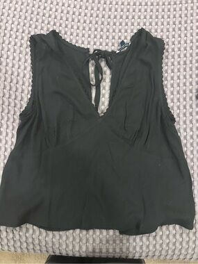 American Eagle Outfitters Black V-Neck Tie-Back Camisole